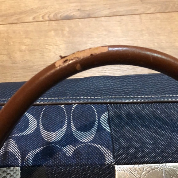 Coach Purse - Picture 3 of 4